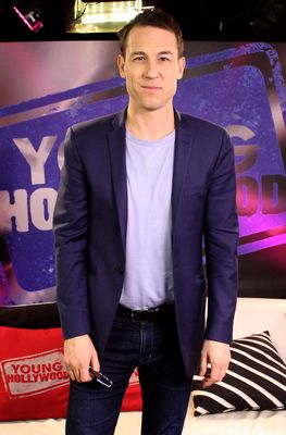 03122015_-_Tobias_Menzies_Visits_Young_Hollywood_Studio_005.jpg