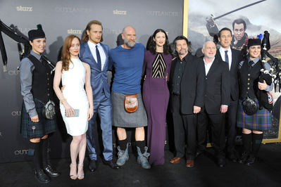 04012015_-NY_Outlander_Mid-Season_New_York_Premiere_073.jpg