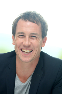 08222015_-_Outlander_Press_Conference_Scotland_008.jpg