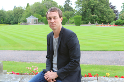 08222015_-_Outlander_Press_Conference_Scotland_009.jpg