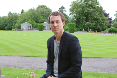 08222015_-_Outlander_Press_Conference_Scotland_012.jpg