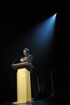 08232015_-_Tobias_Menzies_performs_001.jpg