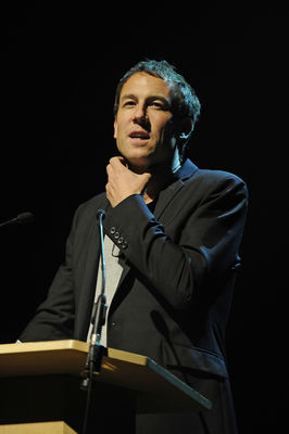 08232015_-_Tobias_Menzies_performs_005.jpg