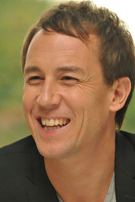 08272015_-_Tobias_Menzies_at_the_HFP_press_conference_for_Outlander_002.jpg
