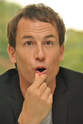 08272015_-_Tobias_Menzies_at_the_HFP_press_conference_for_Outlander_006.jpg