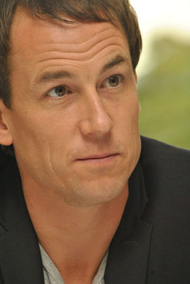 08272015_-_Tobias_Menzies_at_the_HFP_press_conference_for_Outlander_013.jpg