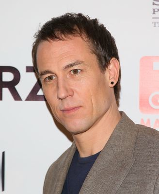 03312016_-_TV_Guide_Magazine_Celebrates_STARZs_Outlander_-_Arrivals_018.jpg