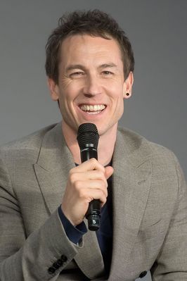 04062016_-_Apple_Store_Soho_Presents_Meet_the_Cast_Outlander_004.jpg