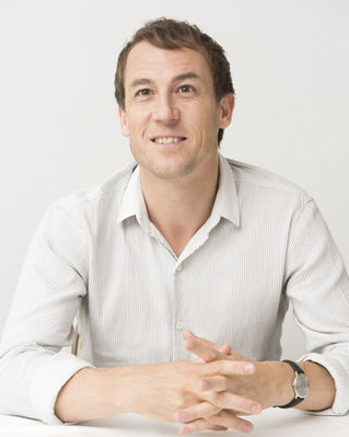 07272017_-_Tobias_Menzies_at_the_HFFP_press_conference_for_Outlander_036.jpg