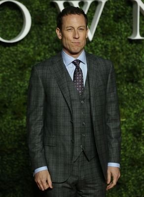 11132019_-The_Crown_Season_3_-_World_Premiere_014.jpg