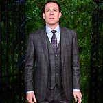 11132019_-The_Crown_Season_3_-_World_Premiere_010.jpg