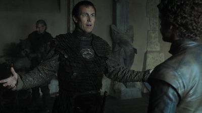 GAME_OF_THRONES_-_E3X03_WALK_OF_PUNISHMENT_220.jpg