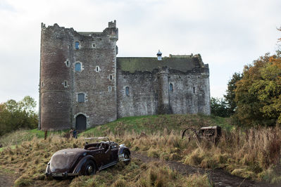 OUTLANDER_-_E1X01_SASSENAGH_STILLS_008.jpg