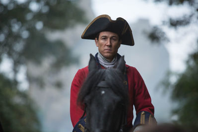 OUTLANDER_-_S1X02_CASTLE_LEOCH_STILLS_001.jpg