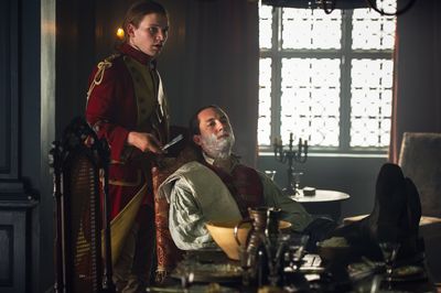 OUTLANDER_-_E1X06_THE_GARRISON_COMMANDER_STILLS_009.jpg