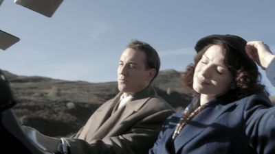 OUTLANDER_-_E1X01_SASSENACH_0010.jpg