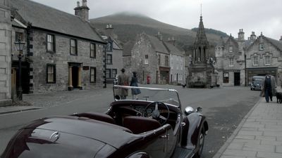 OUTLANDER_-_E1X01_SASSENACH_0060.jpg