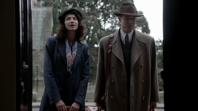 OUTLANDER_-_E1X01_SASSENACH_0077.jpg