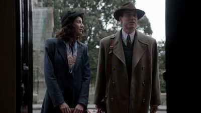 OUTLANDER_-_E1X01_SASSENACH_0079.jpg