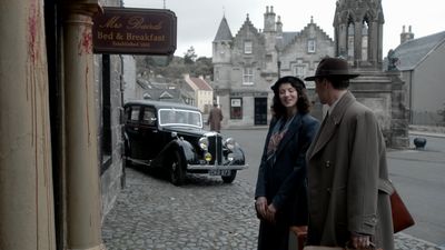 OUTLANDER_-_E1X01_SASSENACH_0086.jpg