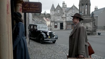 OUTLANDER_-_E1X01_SASSENACH_0091.jpg