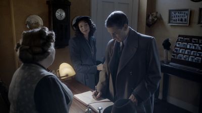 OUTLANDER_-_E1X01_SASSENACH_0101.jpg
