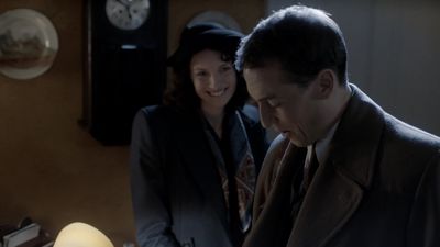 OUTLANDER_-_E1X01_SASSENACH_0109.jpg