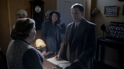 OUTLANDER_-_E1X01_SASSENACH_0122.jpg