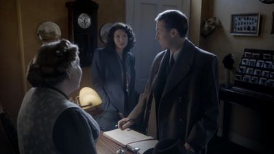 OUTLANDER_-_E1X01_SASSENACH_0148.jpg