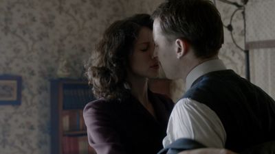 OUTLANDER_-_E1X01_SASSENACH_0368.jpg