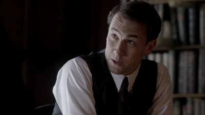 OUTLANDER_-_E1X01_SASSENACH_0619.jpg