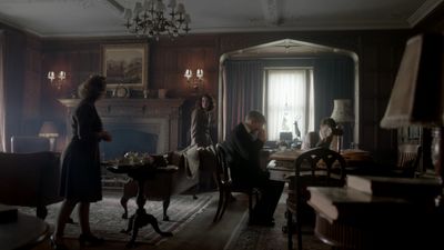 OUTLANDER_-_E1X01_SASSENACH_0645.jpg