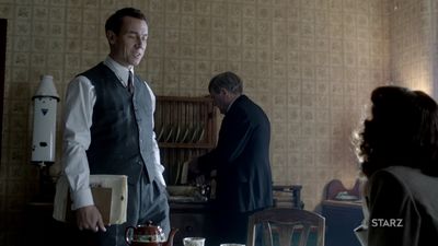 OUTLANDER_-_E1X01_SASSENACH_0682.jpg