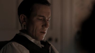 OUTLANDER_-_E1X01_SASSENACH_0806.jpg