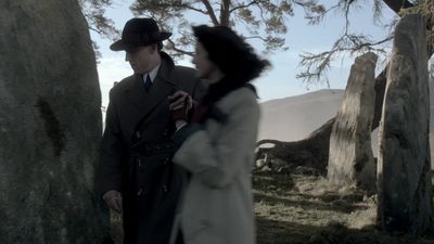 OUTLANDER_-_E1X01_SASSENACH_1048.jpg
