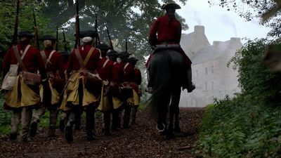 OUTLANDER_-_E1X02_CASTLE_LEOCH_0010.jpg