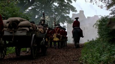 OUTLANDER_-_E1X02_CASTLE_LEOCH_0042.jpg