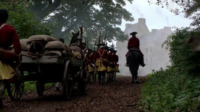 OUTLANDER_-_E1X02_CASTLE_LEOCH_0045.jpg