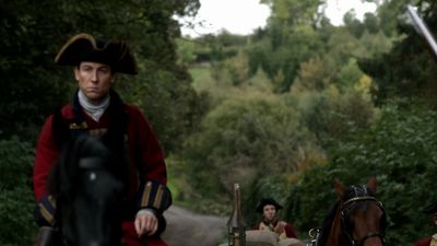 OUTLANDER_-_E1X02_CASTLE_LEOCH_0075.jpg