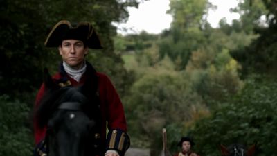 OUTLANDER_-_E1X02_CASTLE_LEOCH_0079.jpg
