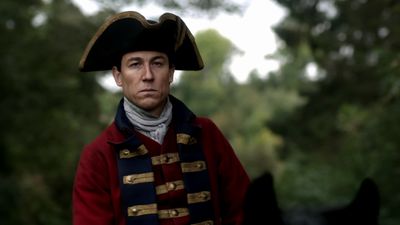 OUTLANDER_-_E1X02_CASTLE_LEOCH_0090.jpg