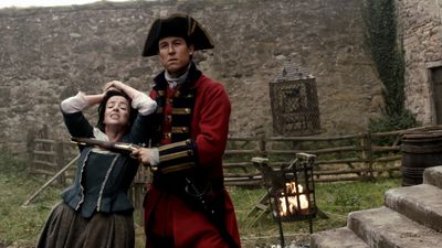 OUTLANDER_-_E1X02_CASTLE_LEOCH_0156.jpg