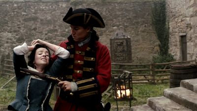 OUTLANDER_-_E1X02_CASTLE_LEOCH_0162.jpg