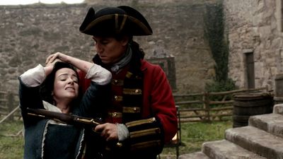 OUTLANDER_-_E1X02_CASTLE_LEOCH_0165.jpg