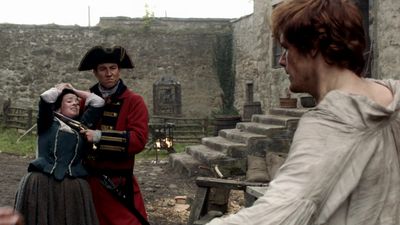 OUTLANDER_-_E1X02_CASTLE_LEOCH_0172.jpg
