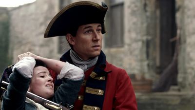 OUTLANDER_-_E1X02_CASTLE_LEOCH_0183.jpg