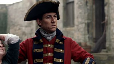 OUTLANDER_-_E1X02_CASTLE_LEOCH_0200.jpg