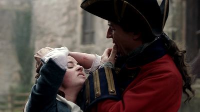 OUTLANDER_-_E1X02_CASTLE_LEOCH_0230.jpg