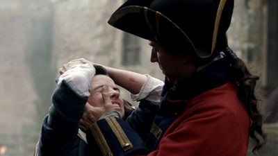 OUTLANDER_-_E1X02_CASTLE_LEOCH_0238.jpg