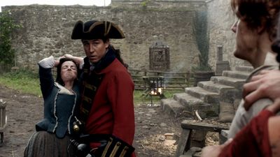 OUTLANDER_-_E1X02_CASTLE_LEOCH_0272.jpg